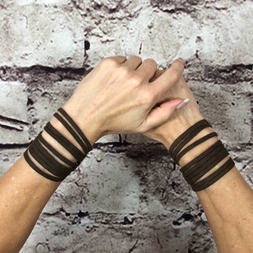 Luxe Boho Full-grain leather slashed snap bracelet